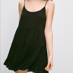 Like new - ARITZIA tiered dress